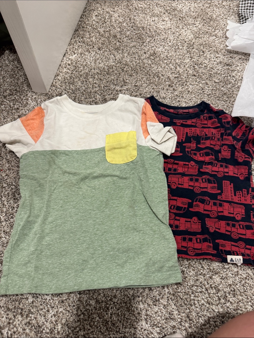 Cat & Jack Green Colorblock Tee with Yellow Pocket